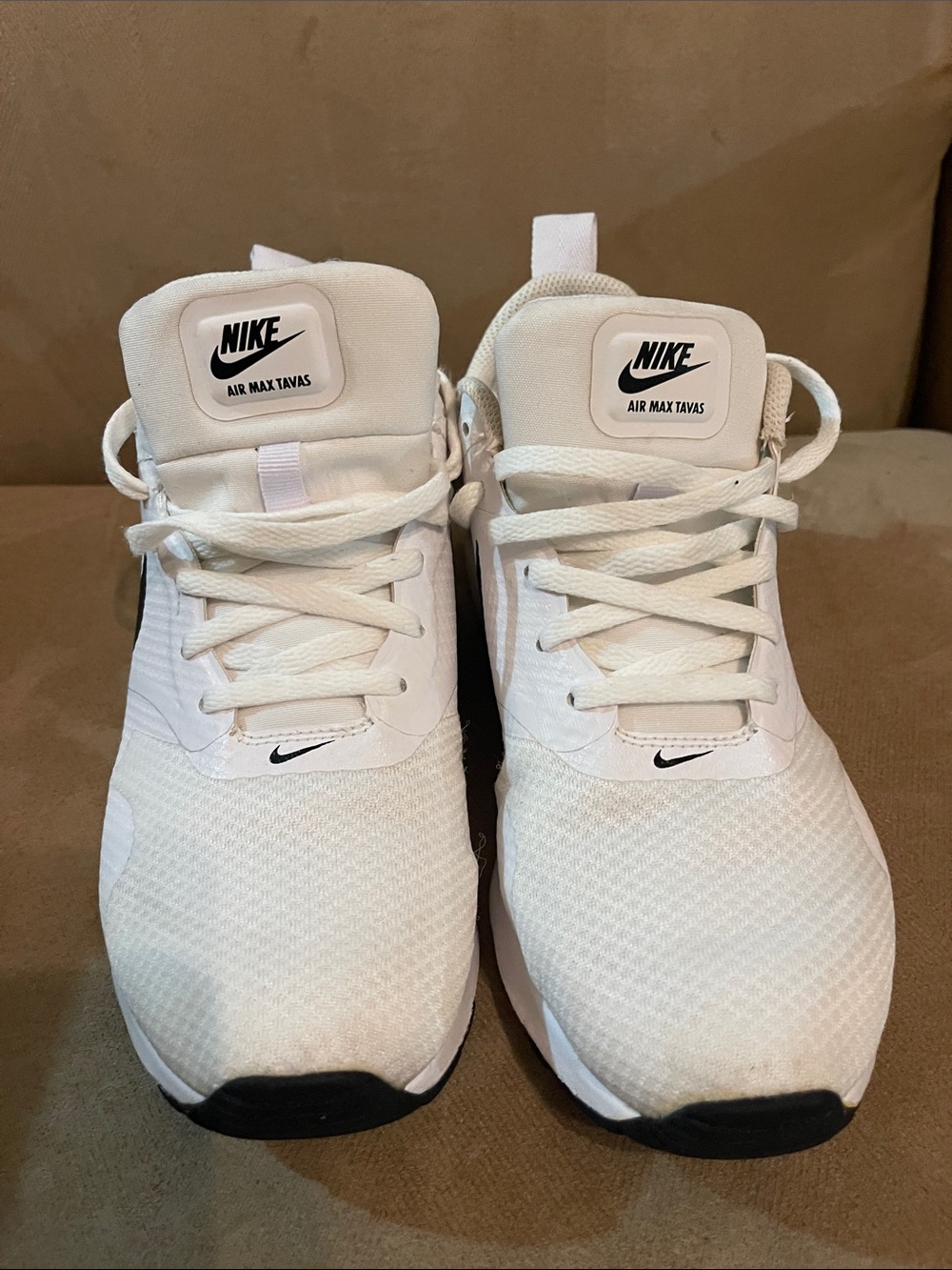 Nike White and Black Air Max Tavas Sneakers